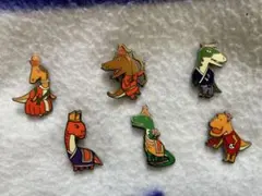 ヴィンテージ　恐竜　ピンバッジ