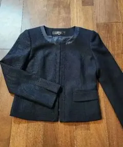 美品　リフレクト ノーカラージャケット(9号) ネイビー色(濃紺)