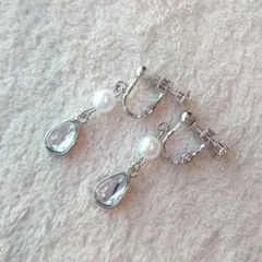 パールとクリスタルのイヤリング