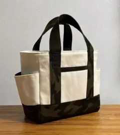 ハンドメイドトートバッグ　トートバッグ　迷彩柄トートバッグ　帆布トートバッグ