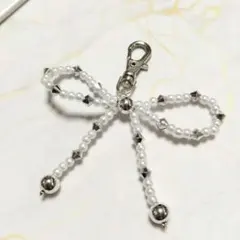 《新作》パール ビーズ キーホルダー バレエコア ストラップ　りぼん　パール