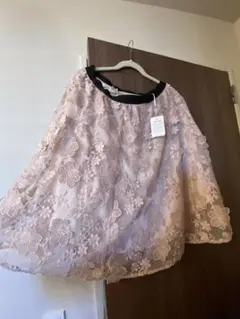 春セール新品タグつきローズティアラ大きいサイズ46刺繍ピンクスカート花柄のサムネイル