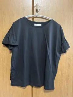 In this life フリル袖 カットソー ブラック