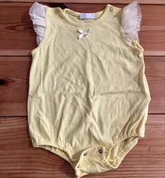 bebe フリル付き黄色ロンパース　70