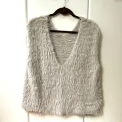 ニットベスト　ベージュのサムネイル