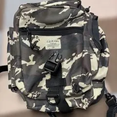 Item thumbnail for item 92728771-50e6-4505-9c35-397766bce019