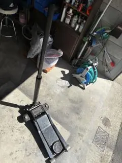 PowerBuilt パワービルト ジャッキ 耐重2,250 k 引取りのみ可 - メルカリ