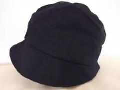 美品 シビラ 黒 バケットハットのサムネイル