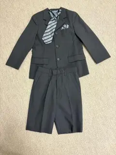 M*読様 BeBe キッズフォーマルスーツ 120ダークグレー