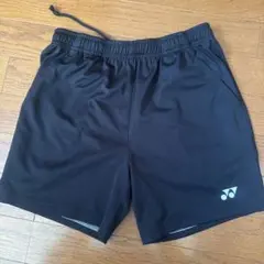 YONEX ブラック ハーフパンツ JP Mサイズ