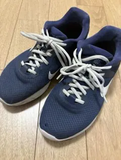 【NIKE】ナイキ メンズスニーカー レボリューション6 紺 ネイビー 26cm