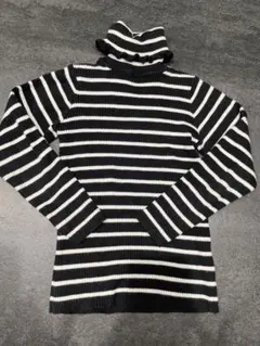 黒と白のストライプ タートルネックセーター S