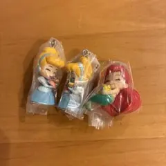 ディズニープリンセス ぎゅーこっと シンデレラ アリエル ガチャガチャ