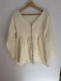 chico ニット 16日で出品停止