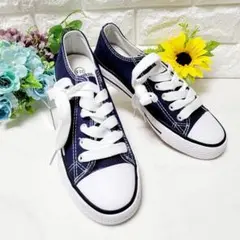 【未使用】HiLA　ネイビー キャンバス スニーカー 22.5cm