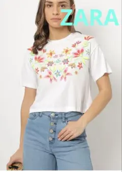 ZARA ザラ ホワイト クロップド Tシャツ カラフル フラワー レインボーのサムネイル