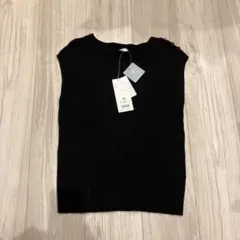 NATURAL BEAUTY BASIC ブラックノースリーブニットMUVカット