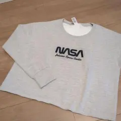 新品NASA ジョンソン宇宙センター　クロップドスウェット S グレー