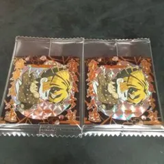 鬼滅の刃 ウエハース3 ディフォルメシール 極レア　我妻善逸　希少　2枚①