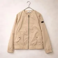 AIGLE　ノーカラーブルゾン　薄手　Size36 ベージュのサムネイル