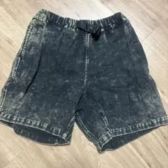 WILD THINGSダークグレーショートパンツ
