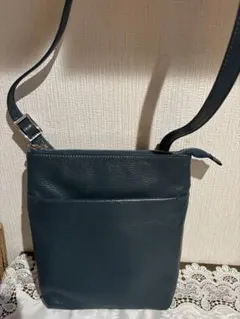 GUIDIダークブルー イタリアンレザー ショルダーバッグ