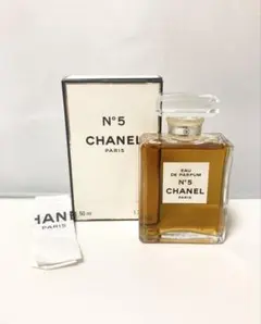 ♡ CHANEL シャネル No.5 オーデパルファム 50ml ♡のサムネイル