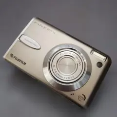 フジフィルム FUJIFILM FinePix F30 シルバー【動作確認済】 - メルカリ