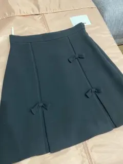 ミュウミュウの蝶々付きスカート