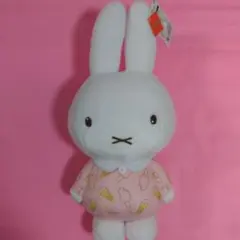 ミッフィー ぬいぐるみ イチゴアイスクリーム柄 　大きめサイズ