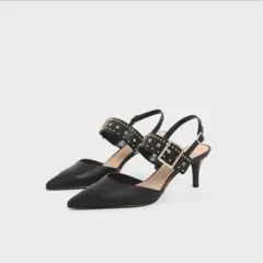 CHARLES & KEITH スタッズ パンプス ブラックのサムネイル