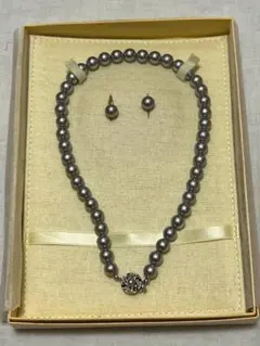 【美品】グレーパール ネックレス＆イヤリング 2点セット（専用ケース付き）