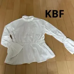 美品　KBF ホワイト フレアスリーブ シャツ
