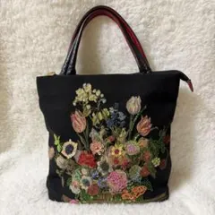Think Bee! トートバック　フラワー　花柄　ビーズ　ゴブラン織り