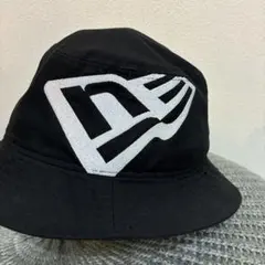 NEW ERA バケットハット ブラック M/Lのサムネイル
