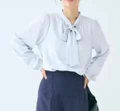 【美品】coca　リボン　ボウタイ　長袖ブラウス　ライトブルー　L