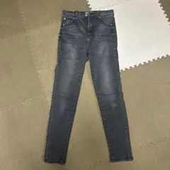 Item thumbnail for item a59d5717-4ec1-40d6-9c8f-33bf250b3eff