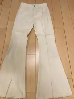 GRLグレイル⭐️フレアホワイトジーンズ　S レディース　デニム