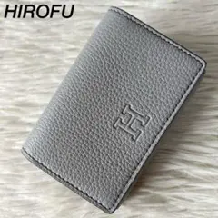 【新品未使用】ヒロフ　ピウメノ　Hロゴ　レザー　三つ折り財布　コンパクト財布のサムネイル