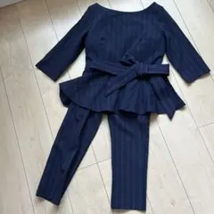 ネイビー ストライプ ペプラムトップス　スーツ