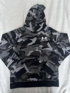 Under Armour 迷彩柄パーカー YLG 150