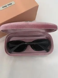 美品】MIU MIU（ミュウミュウ)サングラスSMU01Z ブラック即購入OK
