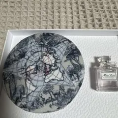 地図柄ジュエリーケースとMiss Dior香水セット