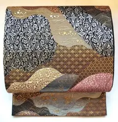 袋帯 六通柄 道長 波花文様 黒地