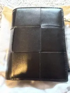 ボッテガべネタ　レザー 二つ折り財布 黒