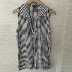 Calvin Klein 花柄 ノースリーブシャツ