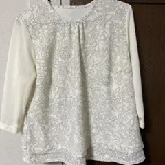 レース模様 ホワイト 長袖 トップス