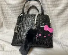 【激レア品】ハローキティ ビーズポーチ ⭐︎激レア⭐︎ハローキティ ビーズポーチ キーホルダー - メルカリ