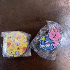 くら寿司　びっくらぽん　BT21 クッキー　缶バッジ　キーホルダー
