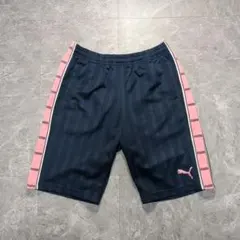 ✨廃盤！XL(80cm)✨PUMA ジャージハーフパンツ 日本製 ネイビーピンクのサムネイル